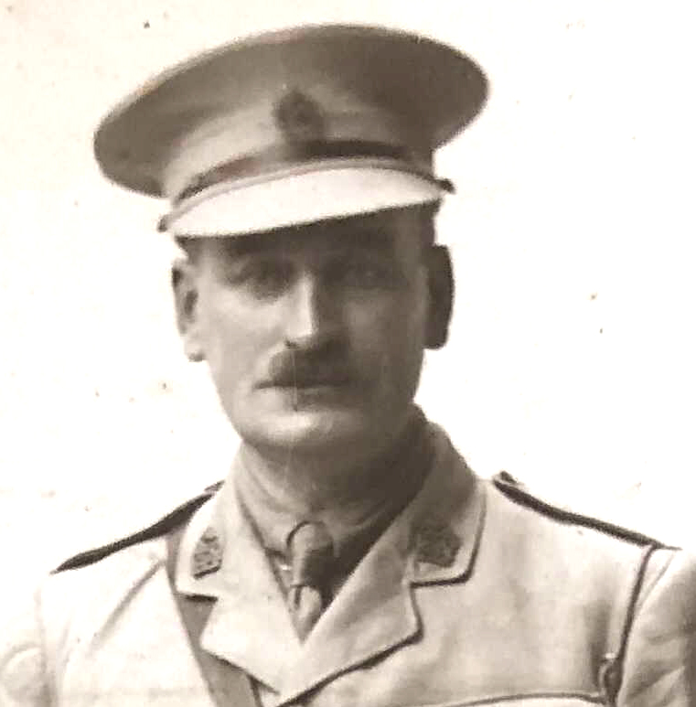 Photo of photos/Alexander Duncan MacLennan 1861-1919 soldier portrait crop